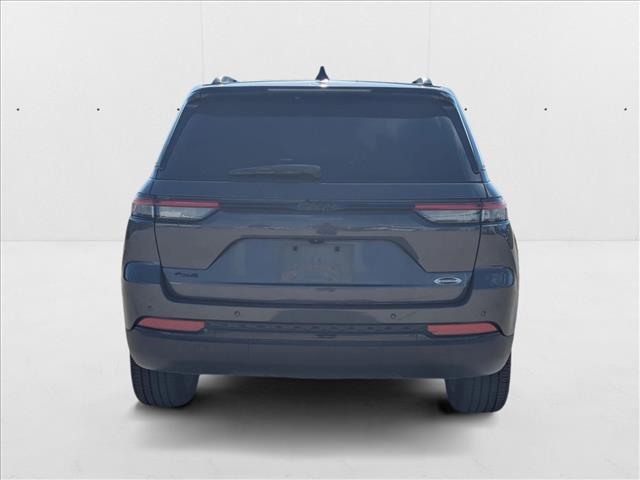 used 2024 Jeep Grand Cherokee car, priced at $34,001