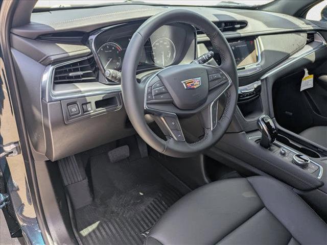 new 2025 Cadillac XT5 car, priced at $45,840