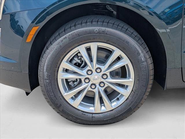 new 2025 Cadillac XT5 car, priced at $45,840