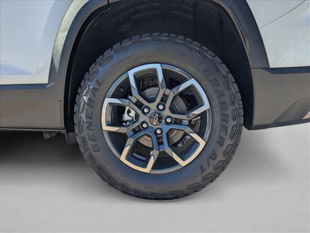 new 2026 Chevrolet Equinox car, priced at $38,610