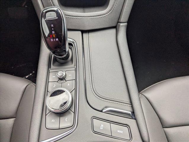 new 2025 Cadillac XT5 car, priced at $62,385