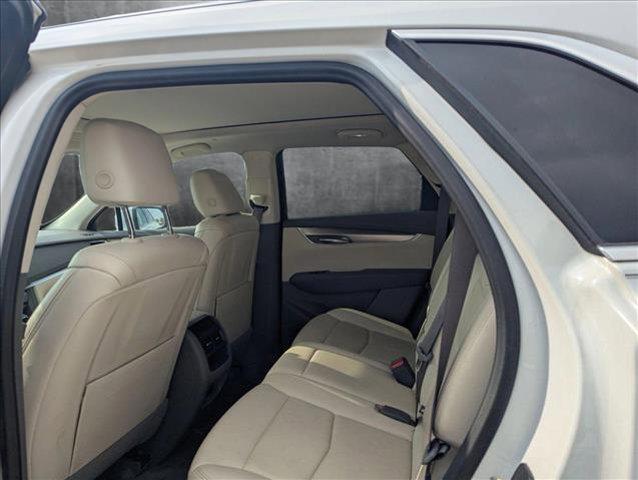 used 2022 Cadillac XT5 car, priced at $30,809