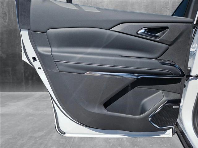 new 2025 Chevrolet Traverse car, priced at $49,525