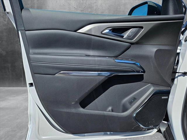 new 2025 Chevrolet Traverse car, priced at $49,525