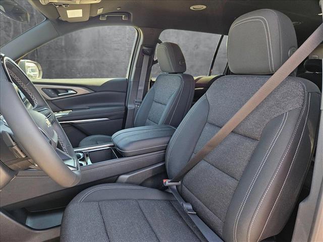 new 2025 Chevrolet Traverse car, priced at $49,525