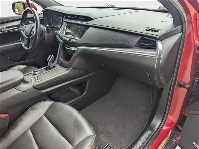 used 2021 Cadillac XT5 car, priced at $27,000