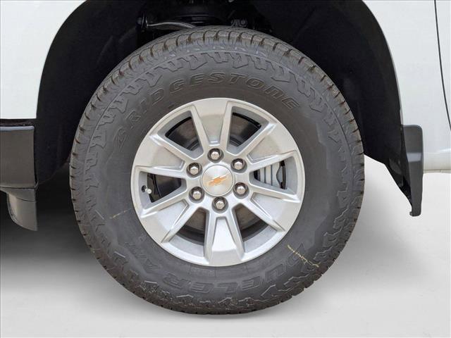 new 2025 Chevrolet Silverado 1500 car, priced at $33,995