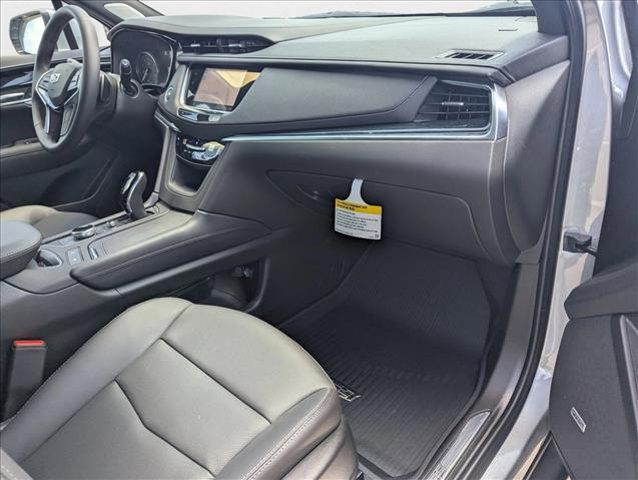 new 2025 Cadillac XT5 car, priced at $56,290