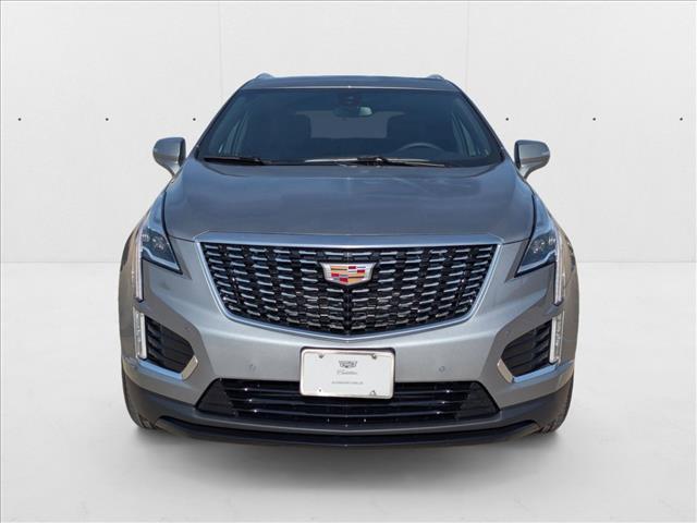 new 2025 Cadillac XT5 car, priced at $45,215