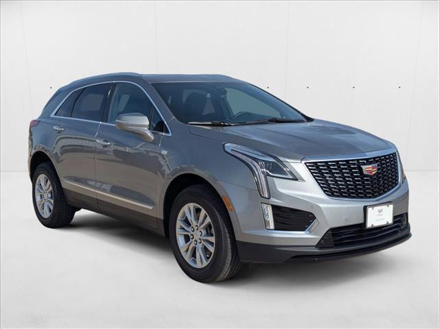 new 2025 Cadillac XT5 car, priced at $45,215