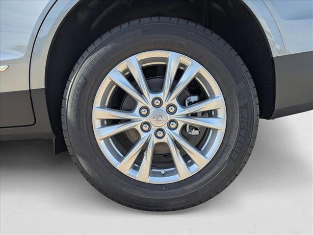 new 2025 Cadillac XT5 car, priced at $45,215