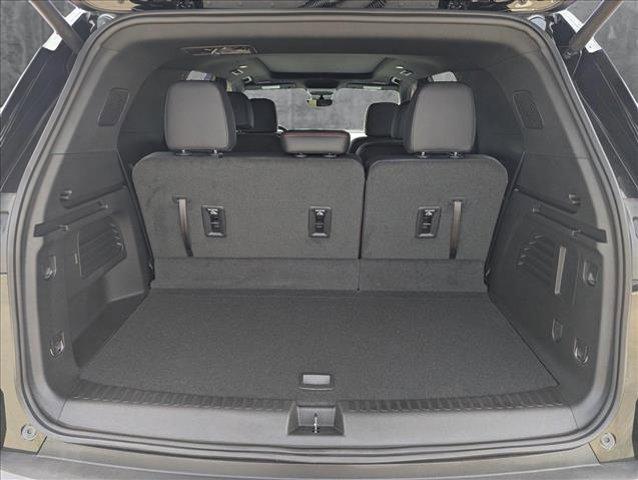 new 2025 Chevrolet Traverse car, priced at $56,055