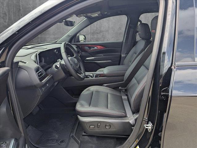 new 2025 Chevrolet Traverse car, priced at $56,055