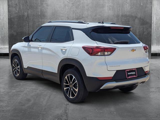 new 2025 Chevrolet TrailBlazer car, priced at $28,475