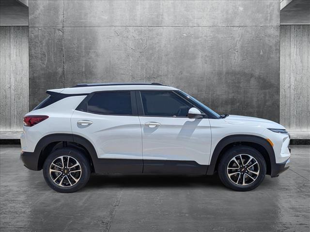 new 2025 Chevrolet TrailBlazer car, priced at $28,475