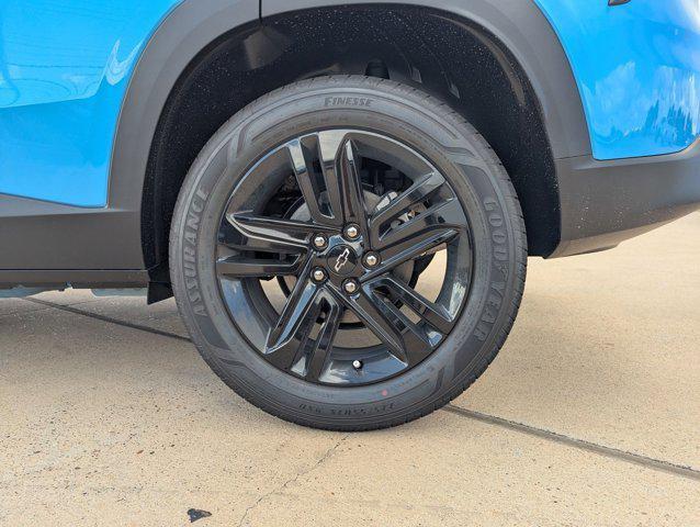 new 2025 Chevrolet Trax car, priced at $27,480