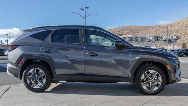 new 2025 Hyundai Tucson Hybrid car, priced at $38,285