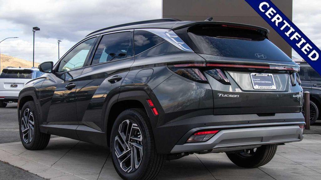 used 2025 Hyundai TUCSON Hybrid car, priced at $35,550
