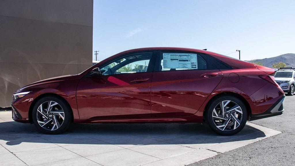 new 2025 Hyundai Elantra car, priced at $25,465