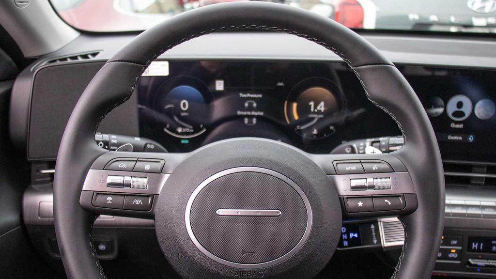new 2025 Hyundai Kona car, priced at $30,605