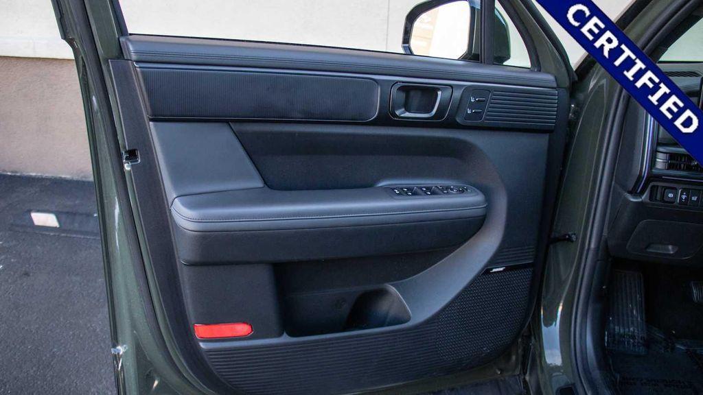 used 2024 Hyundai SANTA FE HEV car, priced at $40,950