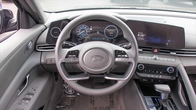 new 2024 Hyundai Elantra HEV car, priced at $27,605