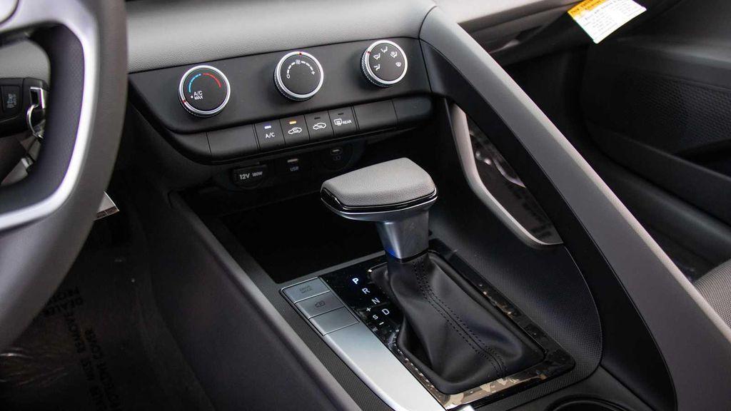 new 2025 Hyundai Elantra car, priced at $23,895