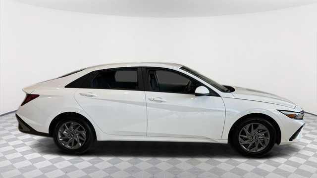 new 2024 Hyundai Elantra car, priced at $27,340