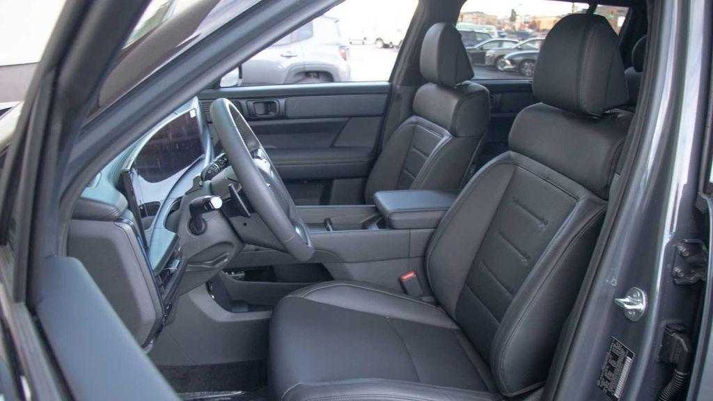 new 2025 Hyundai Santa Fe car, priced at $48,542