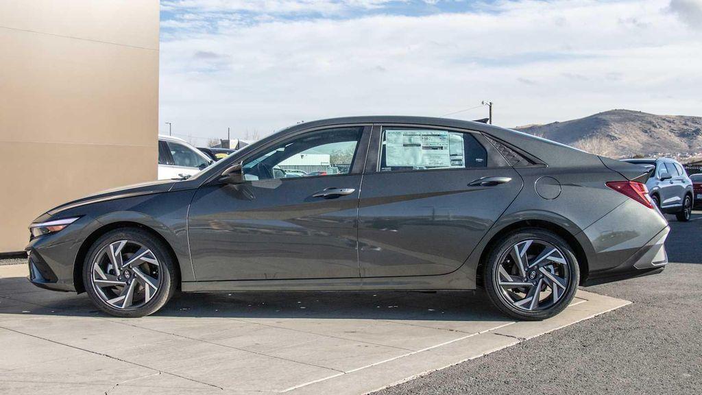 new 2025 Hyundai Elantra car, priced at $28,720
