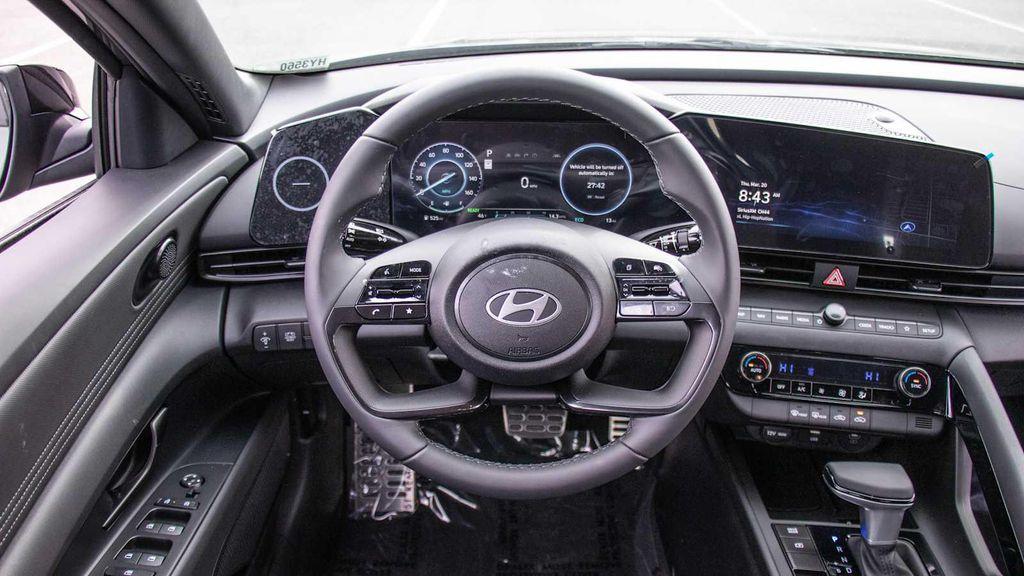 new 2025 Hyundai Elantra car, priced at $29,245
