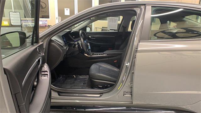 used 2021 Hyundai Sonata car, priced at $26,550
