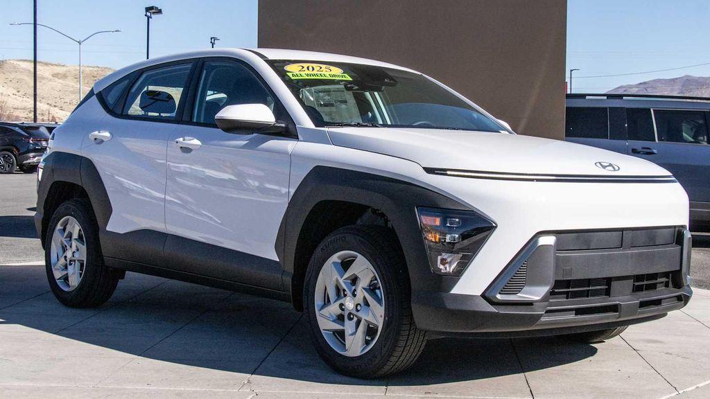 new 2025 Hyundai Kona car, priced at $27,282