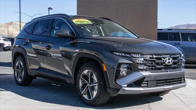 new 2025 Hyundai TUCSON Hybrid car, priced at $38,714