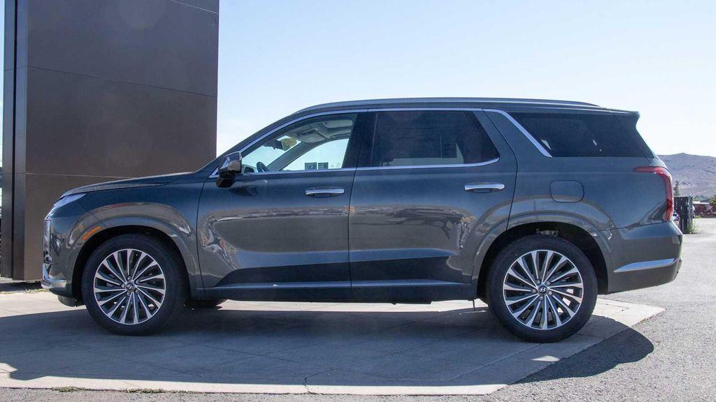 new 2025 Hyundai Palisade car, priced at $53,311