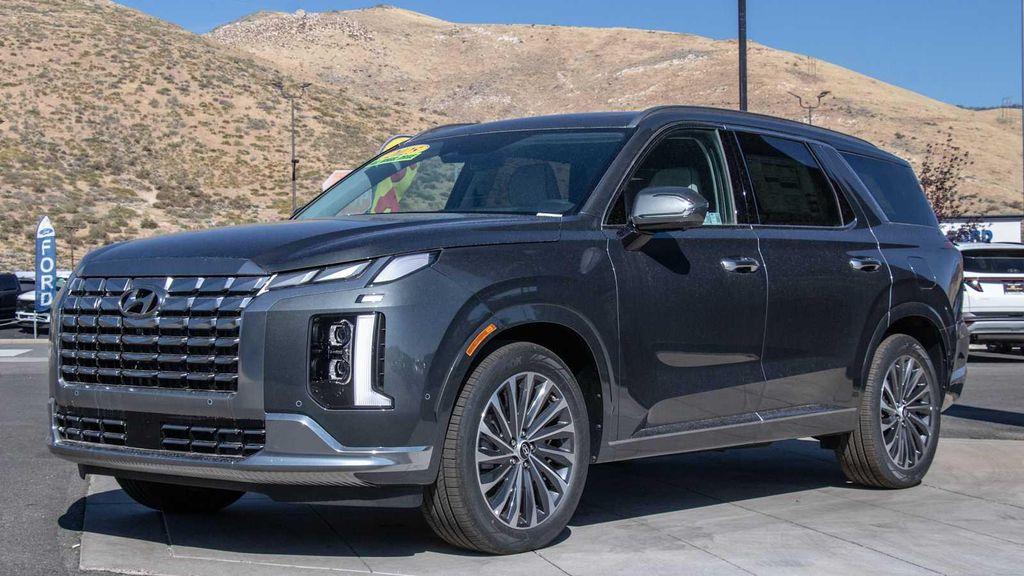 new 2025 Hyundai Palisade car, priced at $53,311