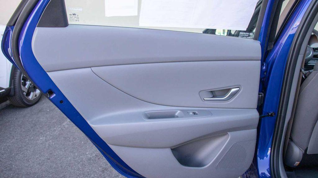 new 2025 Hyundai Elantra car, priced at $29,185