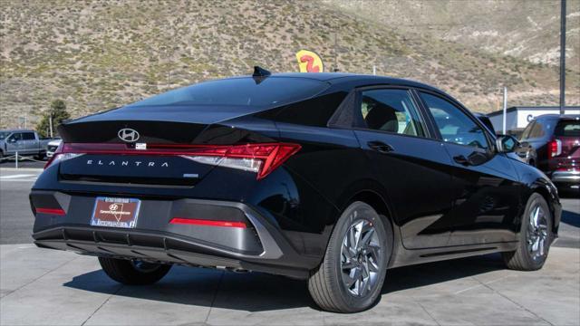 new 2024 Hyundai Elantra HEV car, priced at $27,885