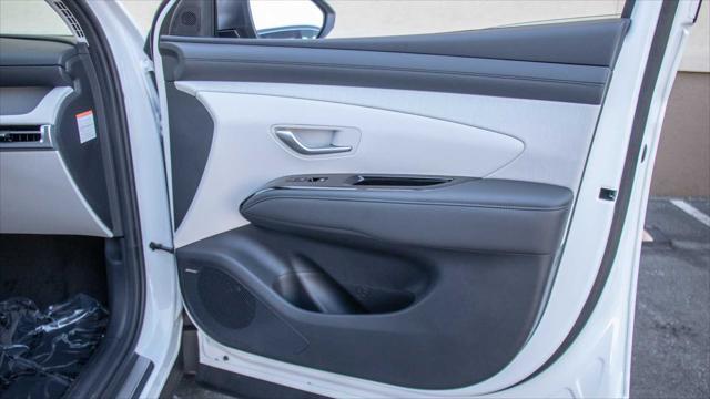new 2025 Hyundai TUCSON Hybrid car, priced at $44,265