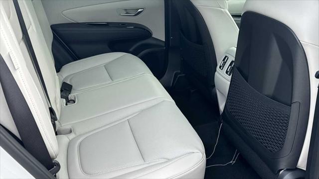 new 2025 Hyundai TUCSON Hybrid car, priced at $44,265