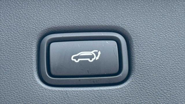 new 2025 Hyundai TUCSON Hybrid car, priced at $44,265
