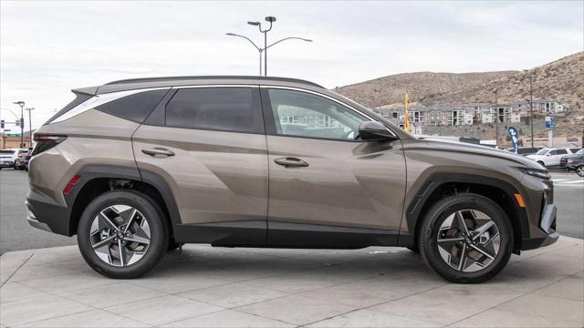 new 2025 Hyundai TUCSON Hybrid car, priced at $38,315