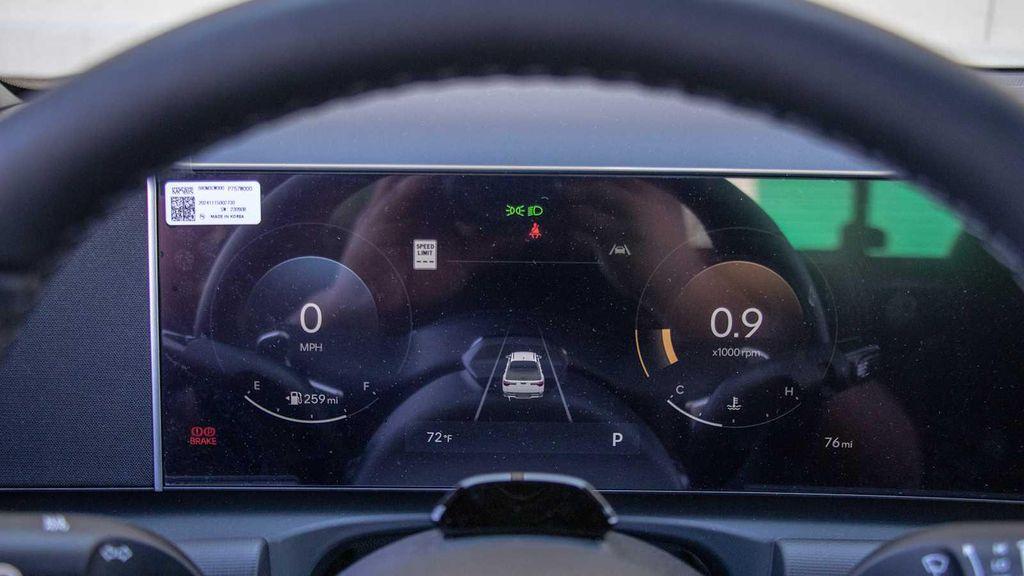 new 2025 Hyundai SANTA CRUZ car, priced at $40,200