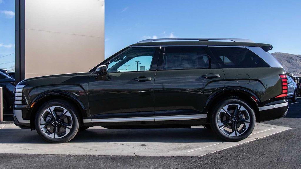 new 2026 Hyundai Palisade Hybrid car, priced at $56,230