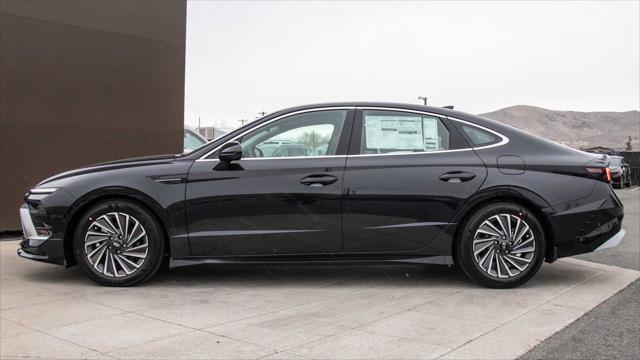 new 2025 Hyundai Sonata Hybrid car, priced at $39,518