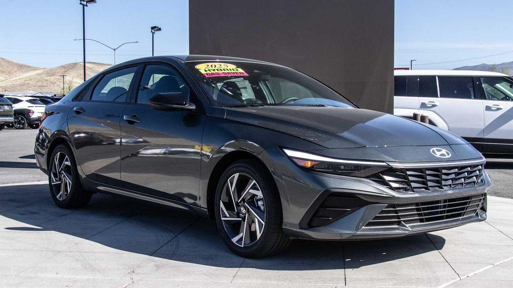 new 2025 Hyundai Elantra car, priced at $29,190