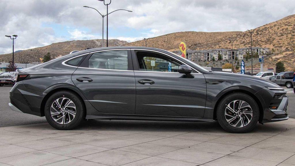 new 2026 Hyundai Sonata Hybrid car, priced at $30,770
