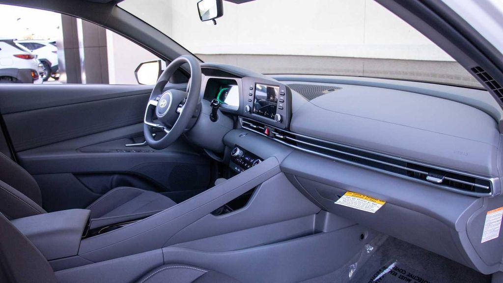 new 2025 Hyundai ELANTRA HEV car, priced at $27,725
