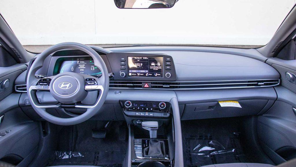 new 2025 Hyundai ELANTRA HEV car, priced at $27,500