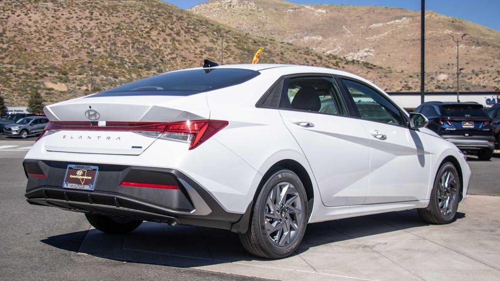 new 2025 Hyundai ELANTRA HEV car, priced at $27,500